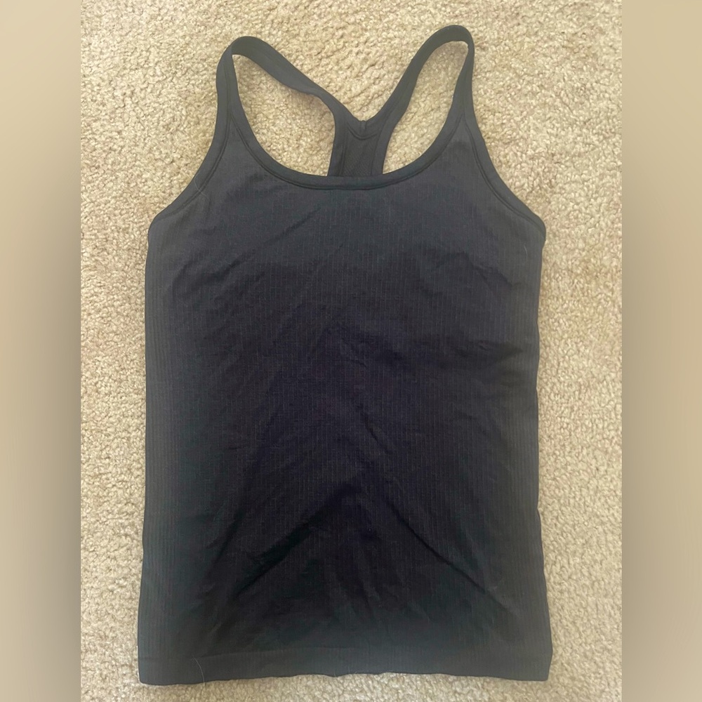Size 10 lululemon ribbed razorback tank